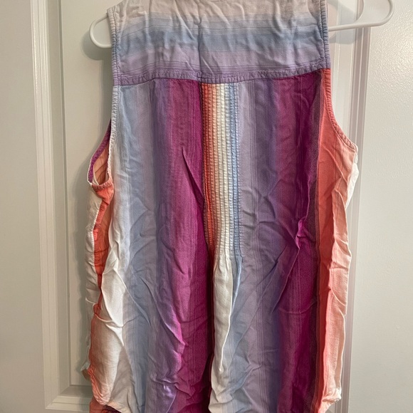 Striped Sleeveless Top - Picture 5 of 5